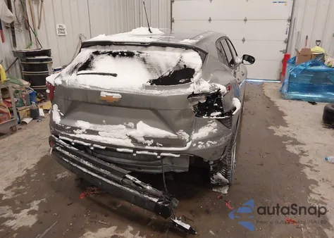 2024 Chevrolet Trax Fwd Sp z USA, uszkodzony, nr VIN KL77LFE26RC019020